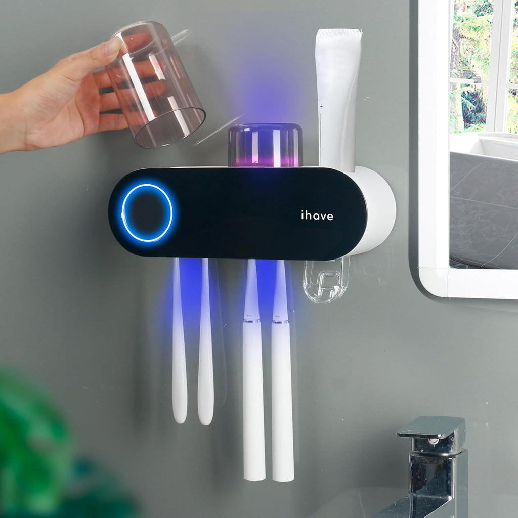 Smart UV Toothbrush Station