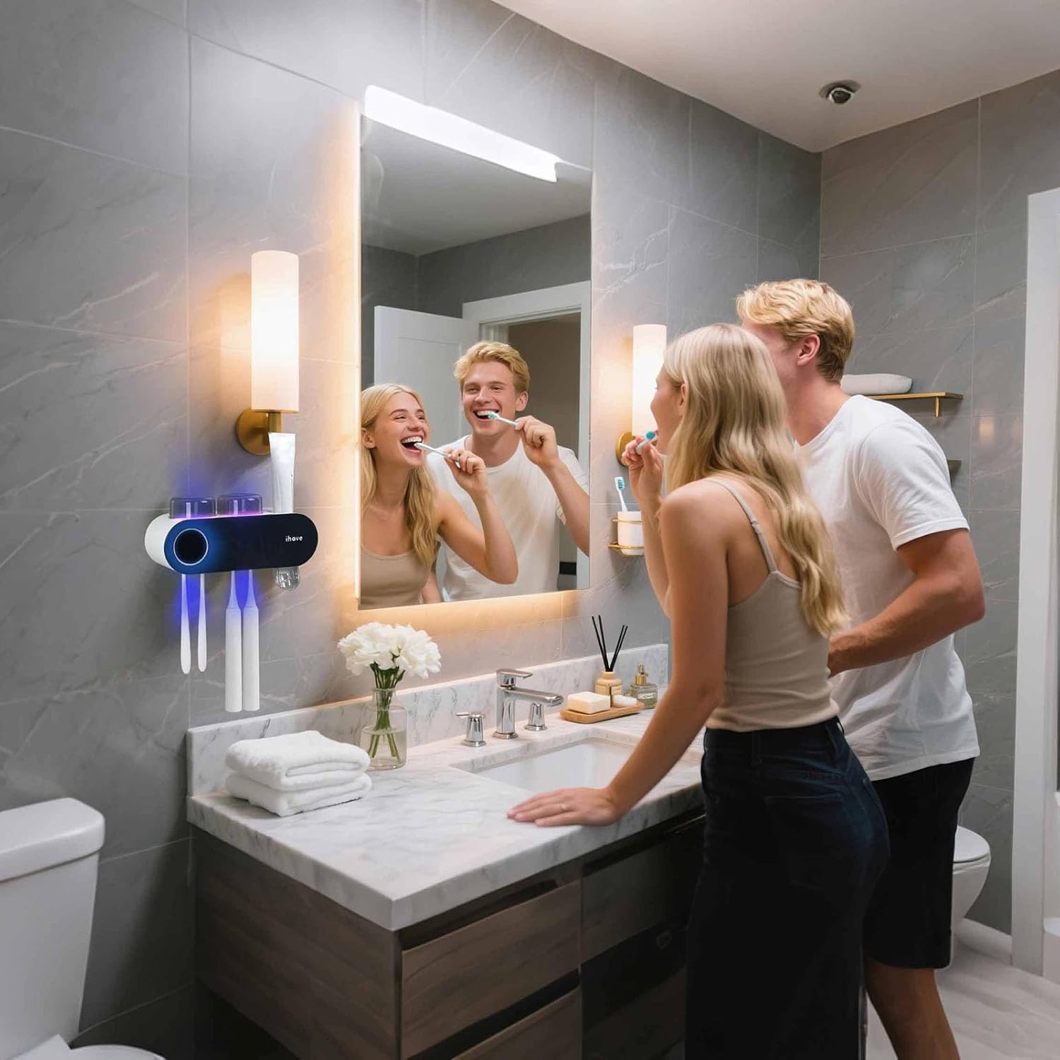 Smart UV Toothbrush Station